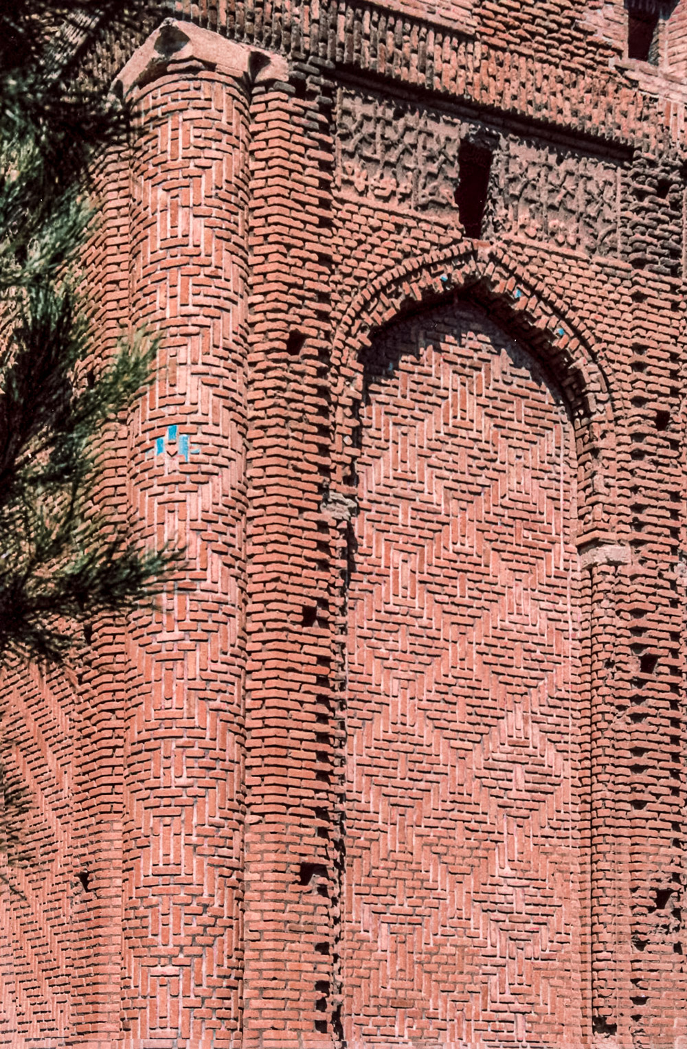 گنبد سرخ مراغه
